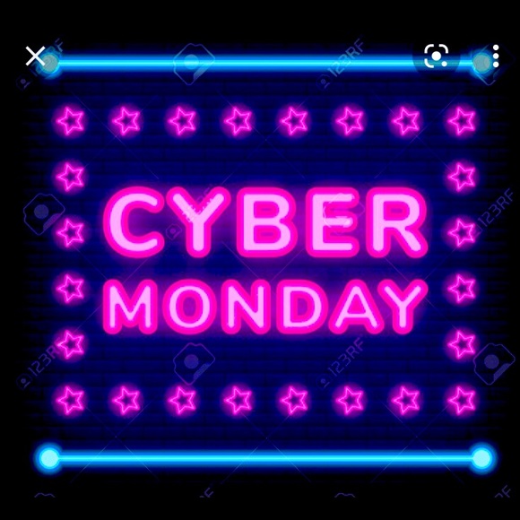 Tops - Sale!! Make a offer! Want a shipping discount just let me know! 🤩